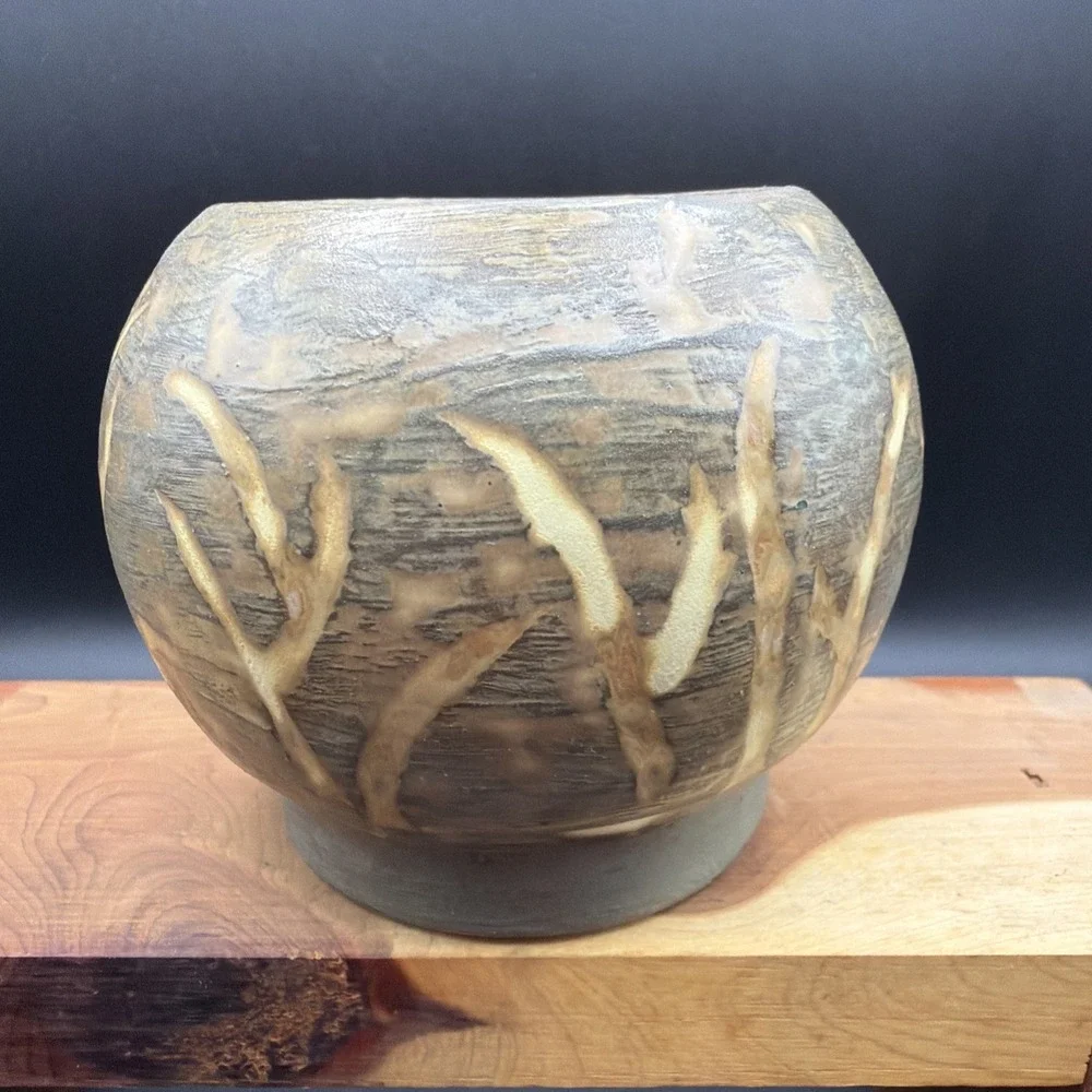 Vintage Handmade Ceramic Footed Vase Pot Natural Design 3.5 Inch Tall Signed